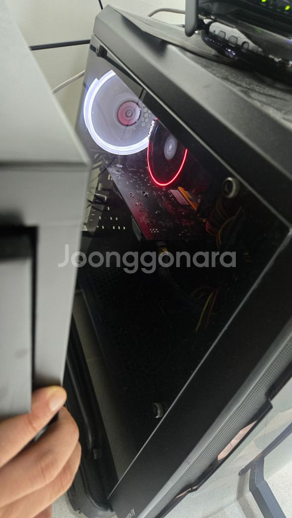 게이밍컴퓨터 본체 팔아요--1