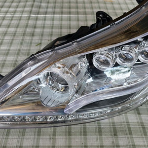 에쿠스 VI 3구 LED 운전석 라이트