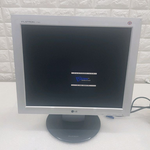 LG 17인치 4:3 LCD 모니터 입니다