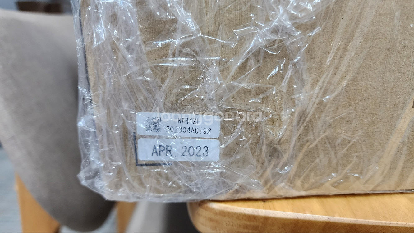 NEC NP41ZL 프로젝터용 줌 렌즈 판매 합니다.--1
