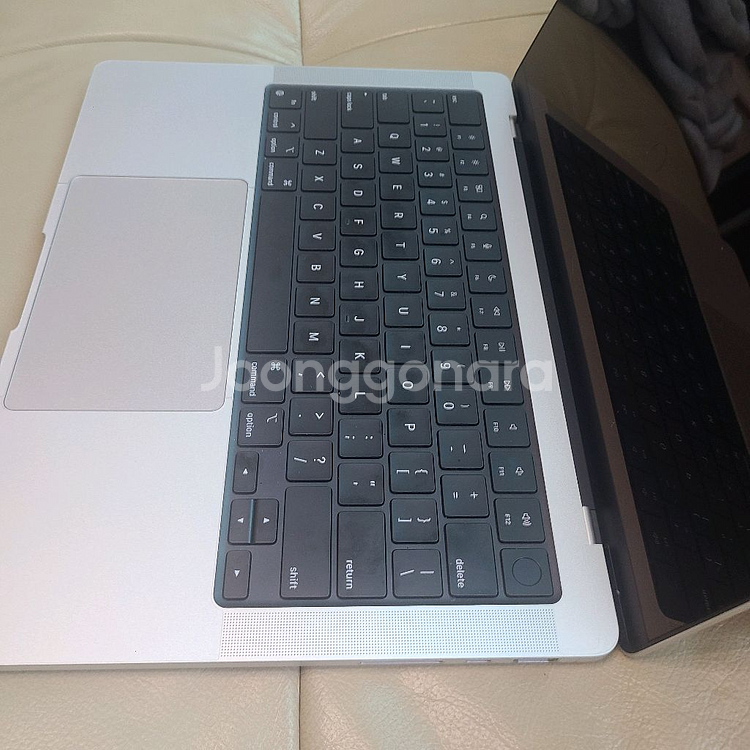 맥북프로 M4 14인치 실버 영문--1