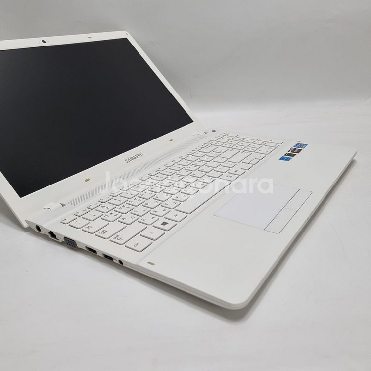 M삼성노트북 i5 8G/SSD/성능업/화이트/듀얼그래픽--3