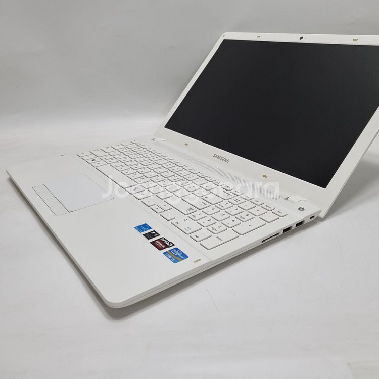 M삼성노트북 i5 8G/SSD/성능업/화이트/듀얼그래픽--4