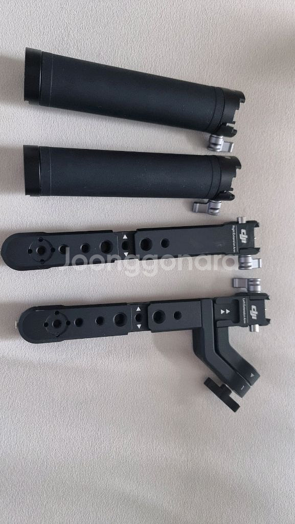 DJI RS 4 Pro 3 2 핸드헬드 듀얼핸드그립--0