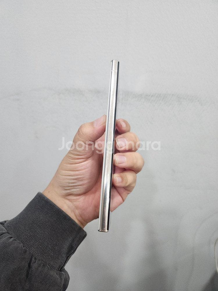 갤럭시 S23울트라 크림 256기가 SS급 팔아요~--1