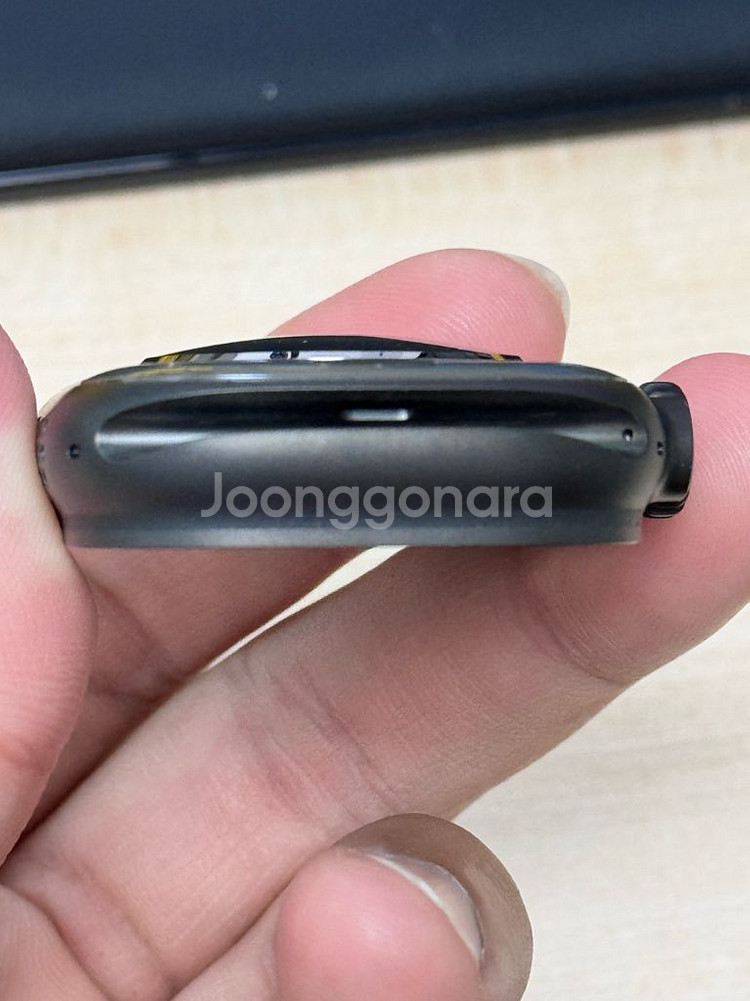애플워치 울트라2 49mm + 티타늄 밀레니즈 루프 M--6