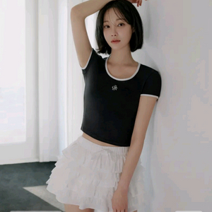 시티브리즈 라인 슬림 배색 티셔츠 블랙
