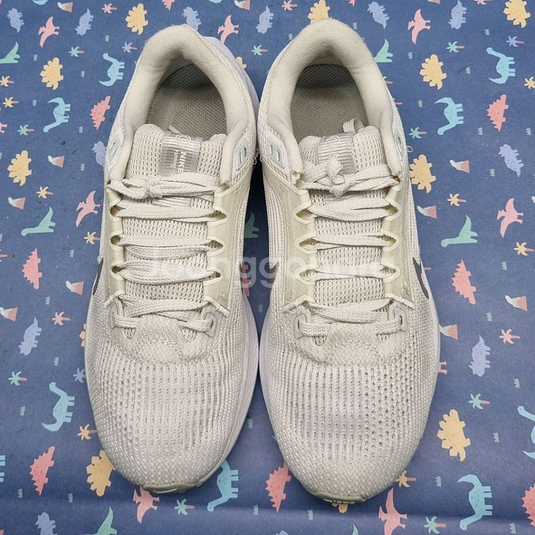 나이키 페가수스40 여성운동화235.--1