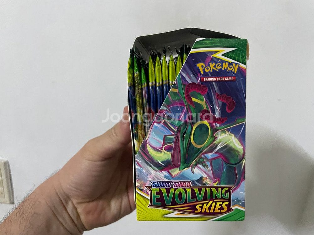 포켓몬카드 evolving skies 부스터 박스 판매--0