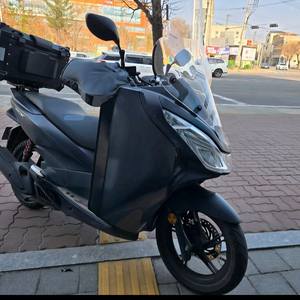 혼다 pcx 125 블랙 오토바이 판매 및 대차