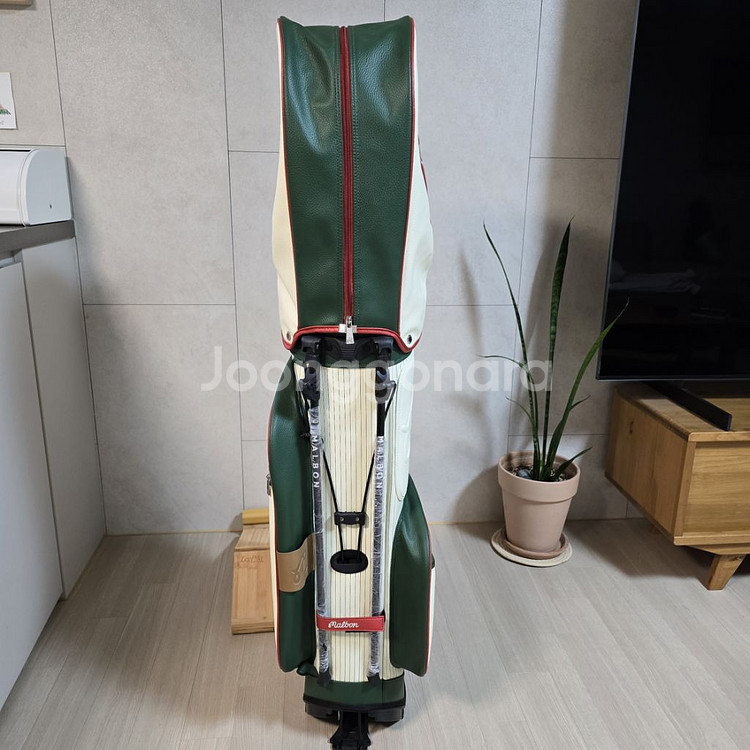 말본 코카콜라 콜라보 스탠드백--2
