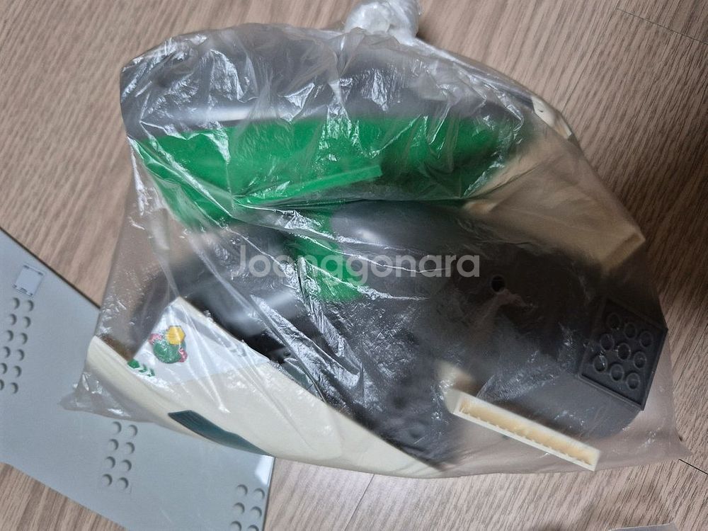 레고 시티 60022 화물터미널과 비행기 팝니다--4
