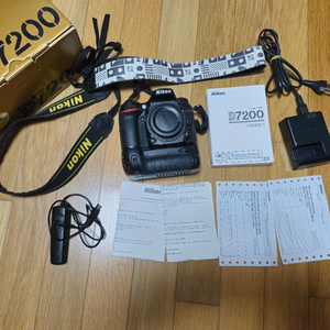 니콘 D7200 풀박스+세로그립 입문용 중급자용dslr