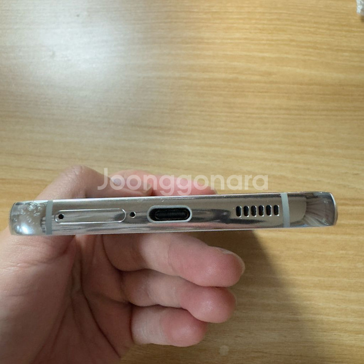 갤럭시 s22 플러스 256G 화이트 팔아요--6