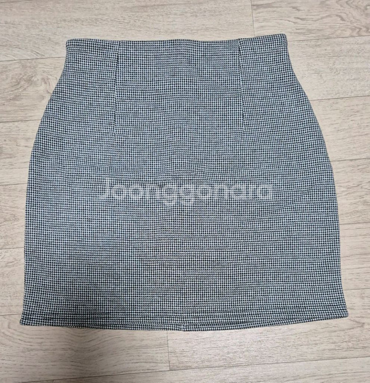 유니콩 쫄깃 하운드 체크스커트 치마 M 블랙--2