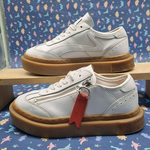 로맨틱크라운x치스윅 콜라보 여성스니커즈230