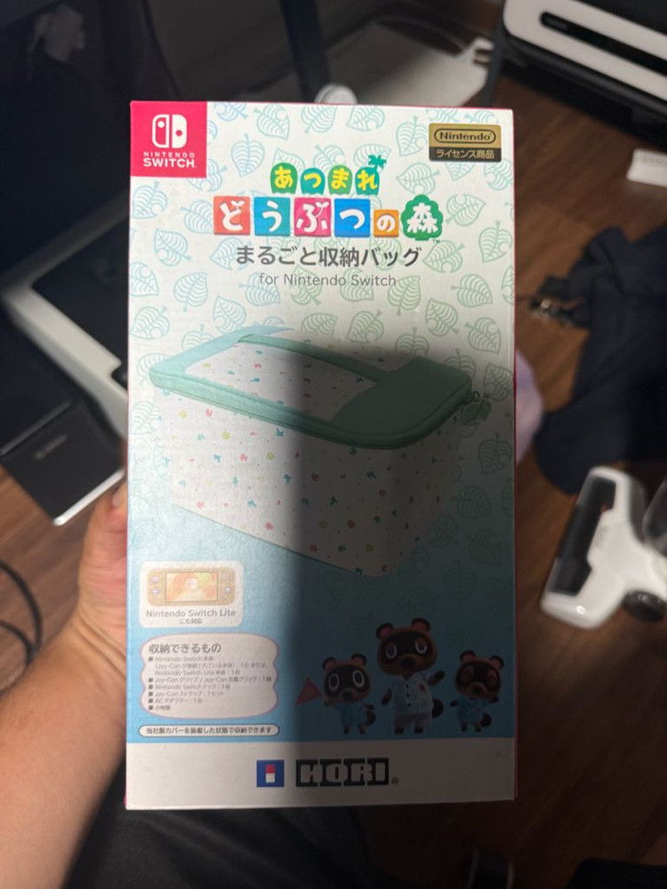 구형 닌텐도 스위치 동숲에디션 각종 악세사리 이미지