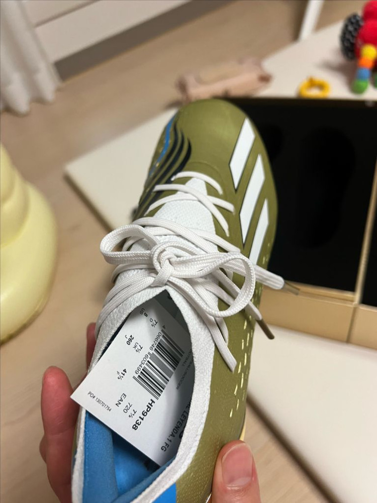 아디다스 스피드포탈 레이엔다.1 (메시 축구화) 이미지