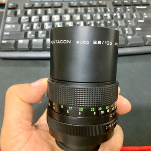 PENTACON auto 135mm f/2.8 MC