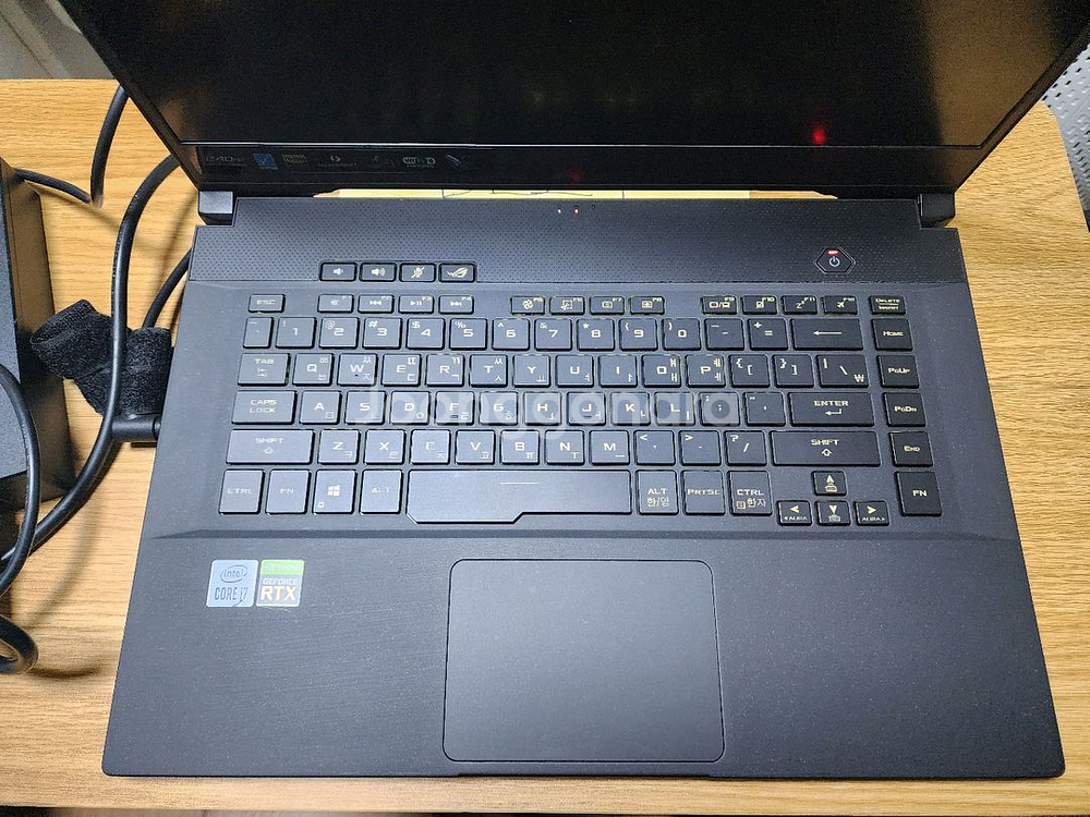 고장난 게이밍 노트북 asus rog 제피러스 모델--1