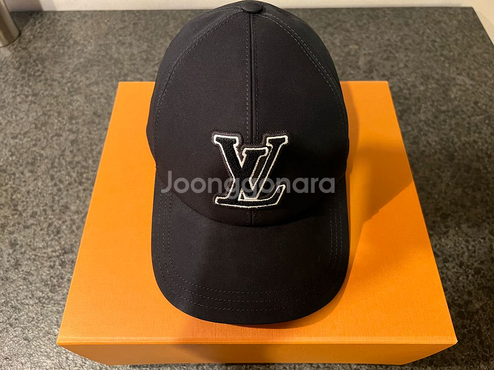 (정품)루이비통 LV볼캡 블랙--0