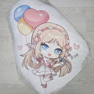 명조 띵조페스티벌 쿠션 팝니다