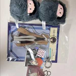 문스독 굿즈