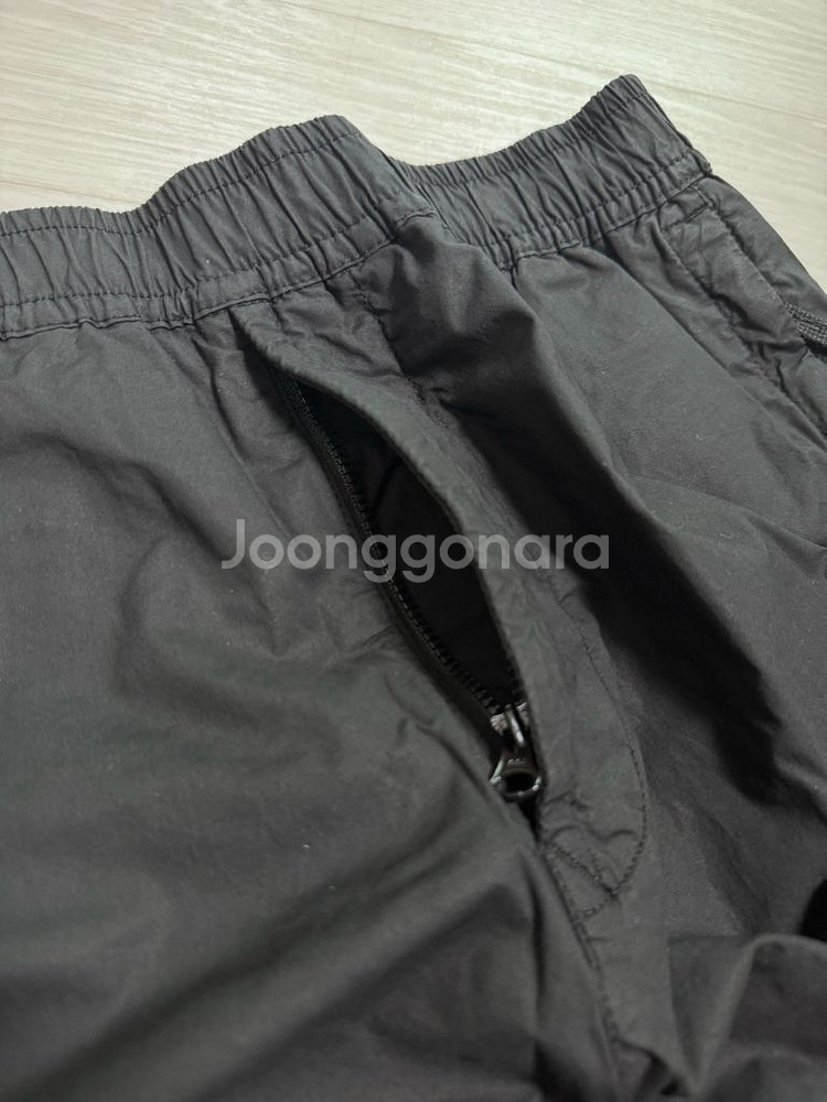 [33] 스톤아일랜드 블랙 카고 팬츠--5