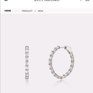 디아모모 Diamomo 시그니쳐 바게트 후프 귀걸이 화