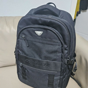 새제품 다이나핏 백팩 통학 통근