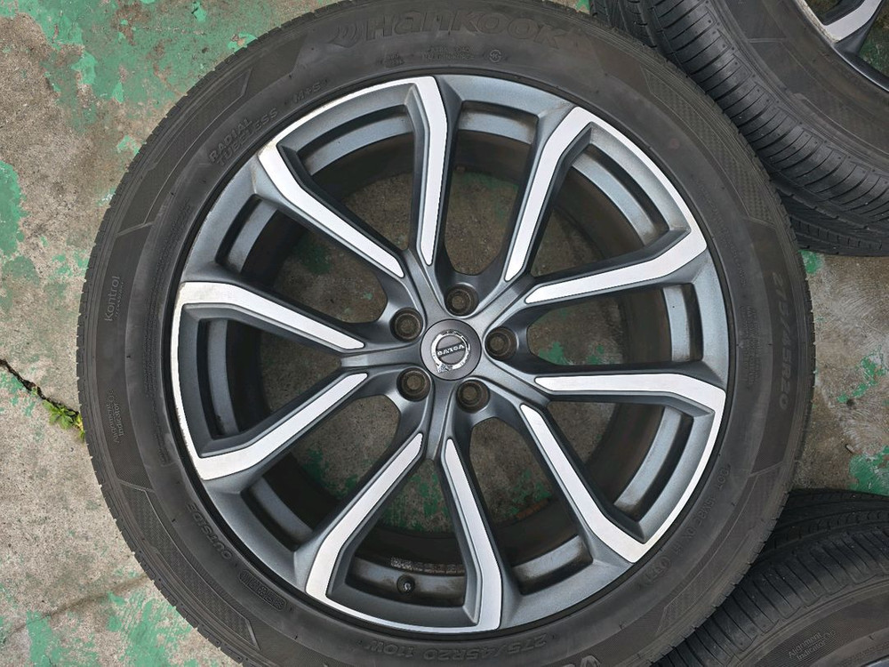 부산 볼보 xc90 모멘텀 순정 정품 20인치 휠타이어 이미지