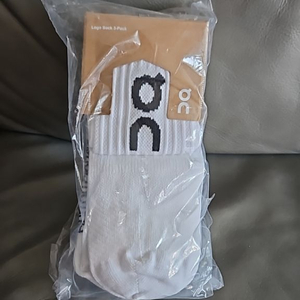 온 러닝 로고 크루삭스 3pcs