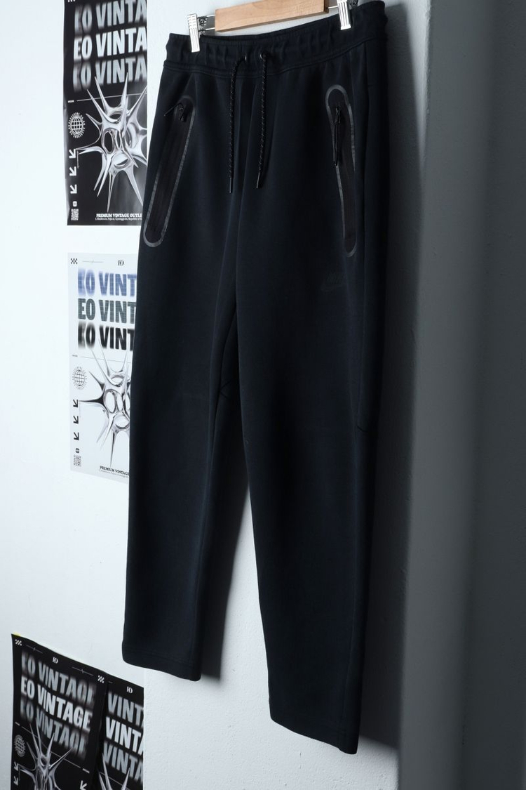 (S) 나이키 트레이닝복 바지 테크팩 블랙 한정판 이미지