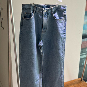 미니모어 청바지