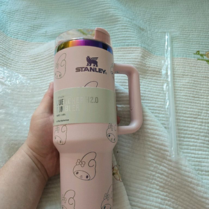 (새상품)마이멜로디 분홍 1.18L 스텐리텀블러 팝니다