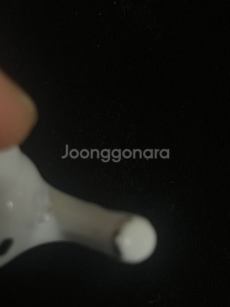 에어팟 프로 1 왼쪽 이어폰 판매 합니다. 정품 확인--5