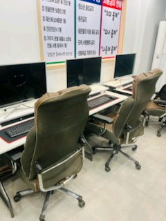컴퓨터 세트 사무실 학원 리딩방 기업 납품상담--2