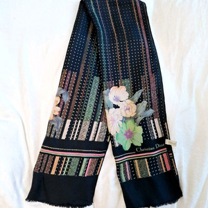 정품 크리스찬디올 실크스카프 빈티지 블랙 프랑스제조