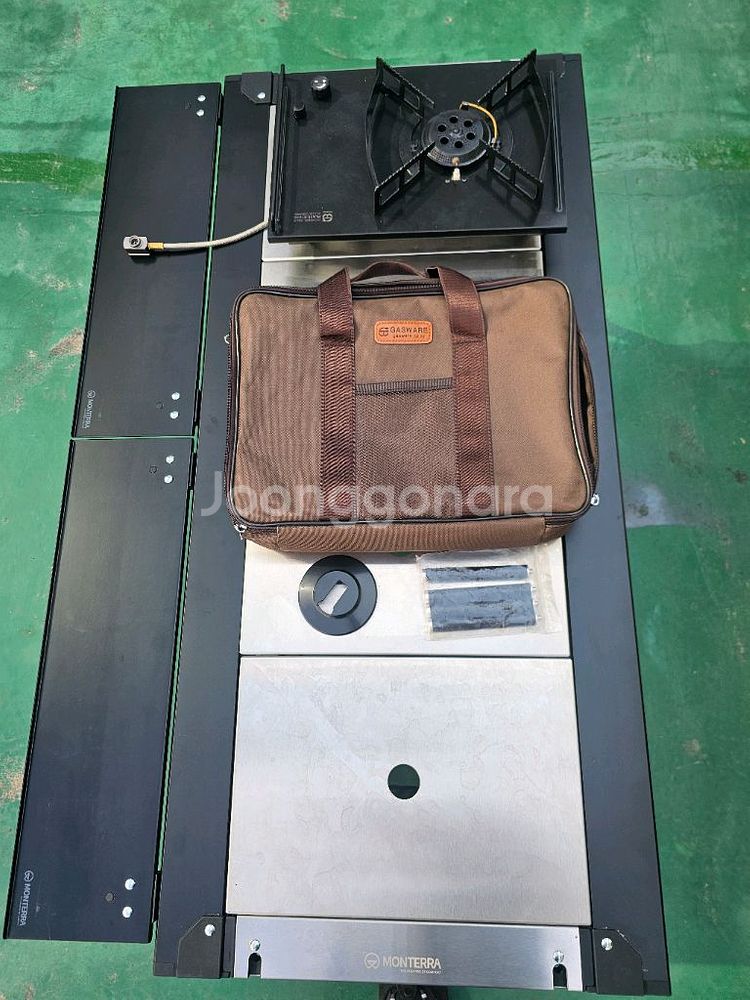 몬테라 마에모 IGT 테이블 버너 세트로 팝니다.--1