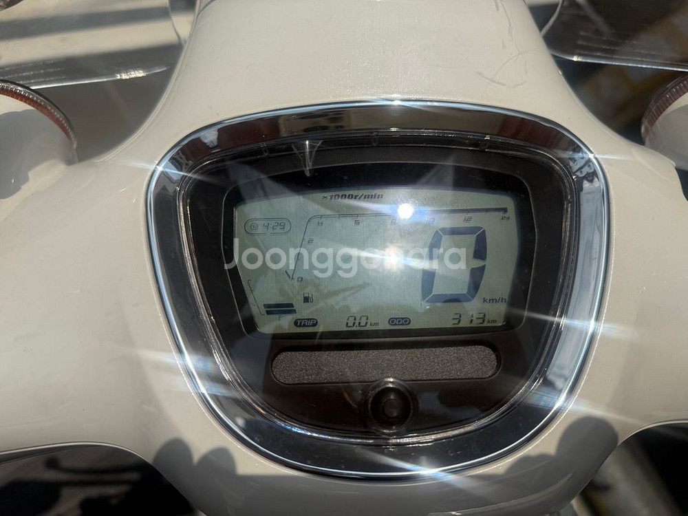 착한스쿠터 줄리50cc--2