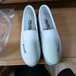 (새상품)슬립온 230mm 단화230mm 운동화 실내화