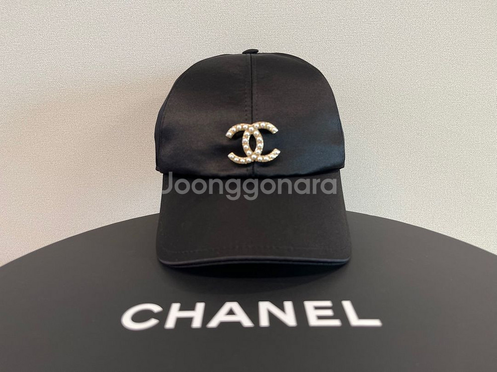 샤넬 CC 로고 진주 제니 볼캡--5