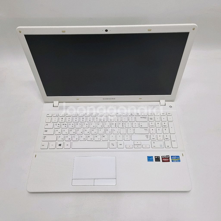삼성 중고 노트북 i5 8G/SSD/화이트/듀얼그래픽--0
