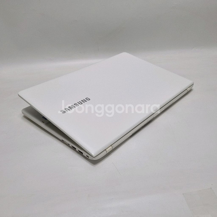 삼성 중고 노트북 i5 8G/SSD/화이트/듀얼그래픽--1