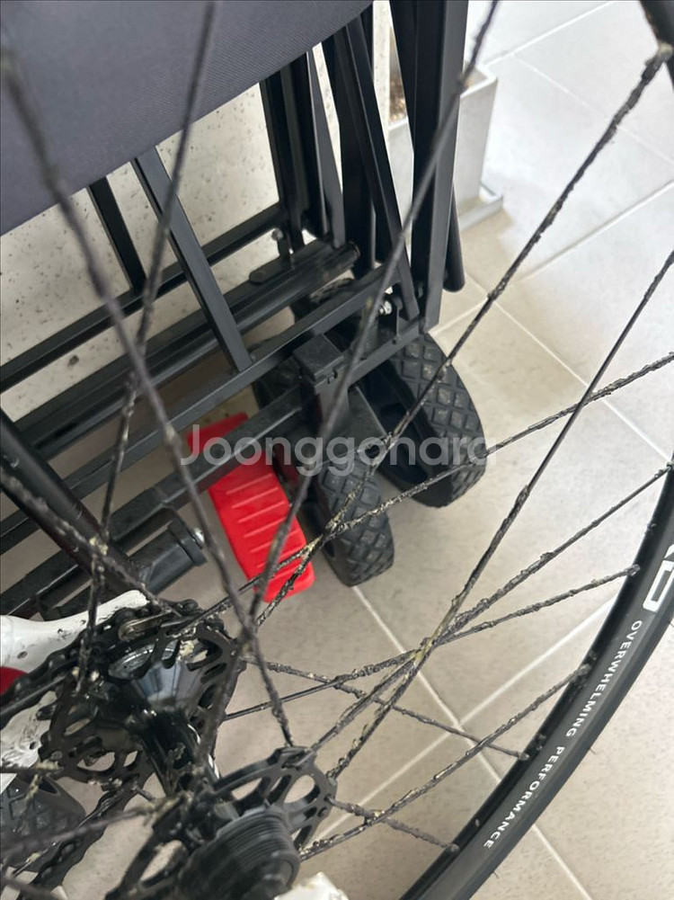 벨닷 휠셋,퀘이크 프레임,추금 4로 60림 리어 구해요--2