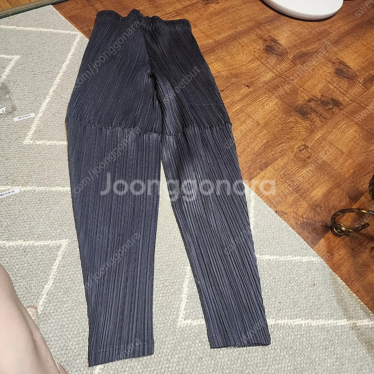 플리츠플리즈 이세이미야케 바지 스커트 4개--1