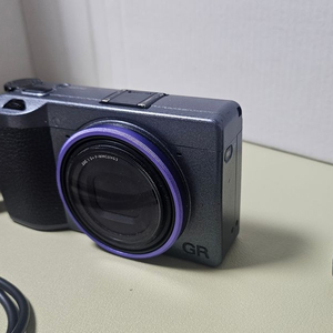 리코 GR3 카메라 판매합니다.