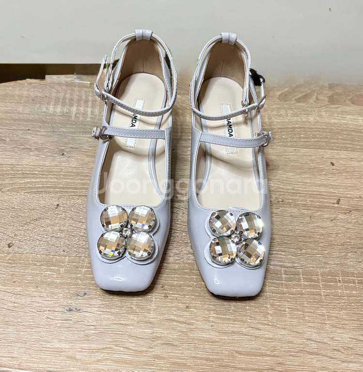 큐빅 메리제인 미들힐 230--0