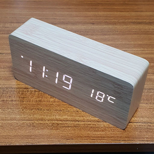 우드 LED 탁상시계