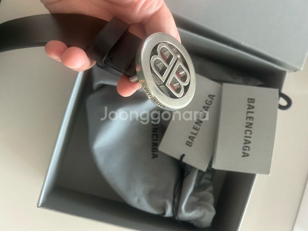 발렌시아가 BB 로고 벨트--0